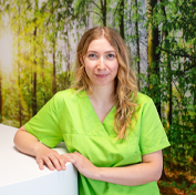 Laura Thiele - Zahnarztpraxis Winter